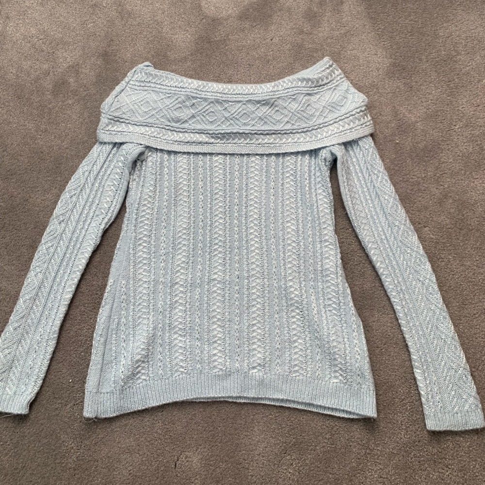 OFF THE SHOULDER SWEATER NWT